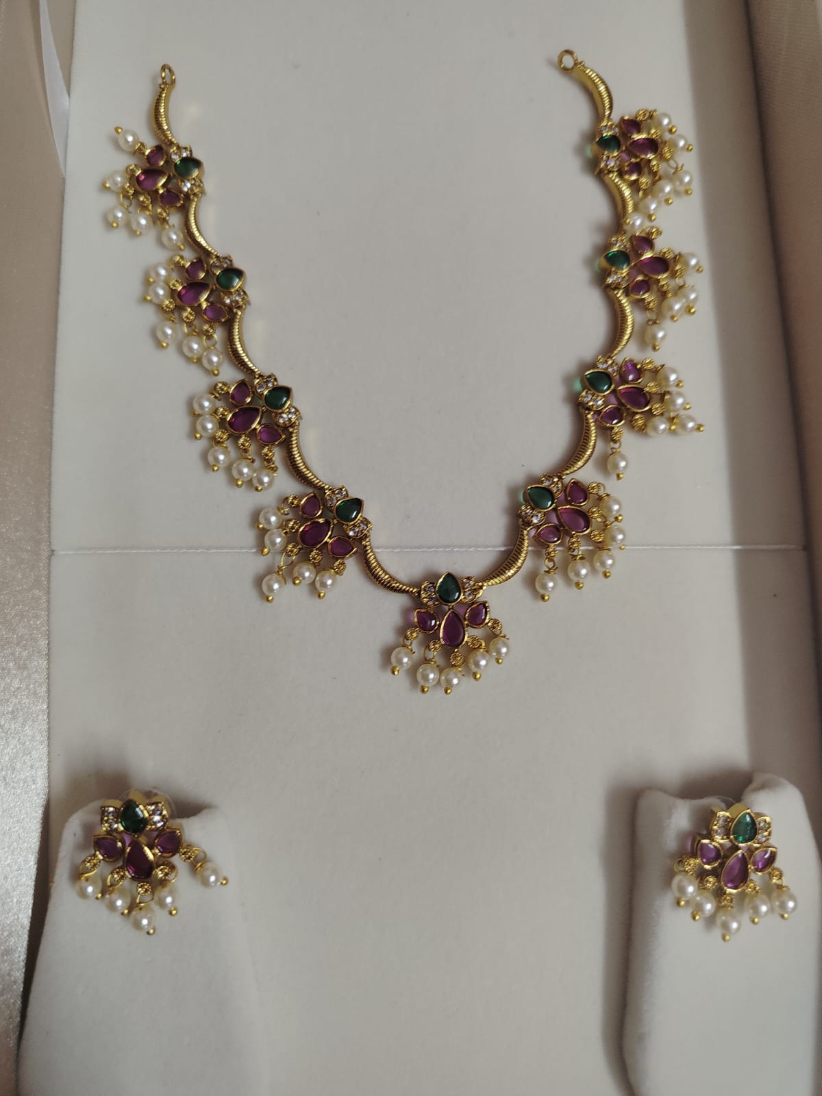 Elegant Jadau Kundan Pearl Necklace Set